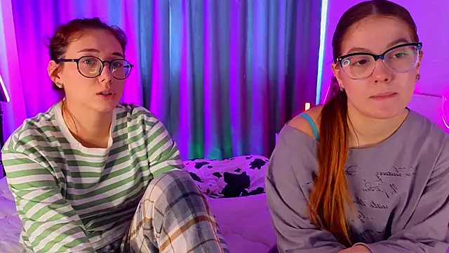 MargaretMorris' Live XXX Chat