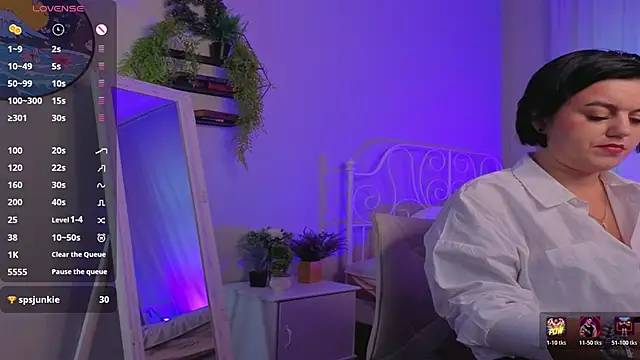 Sofia_Fisher: онлайн-секс-чат