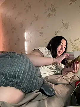 Chat +18 de Naughtbaby_2025 ao vivo