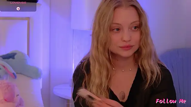 DorisHell's Live XXX Chat