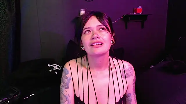 Chat +18 de rousstattoo ao vivo