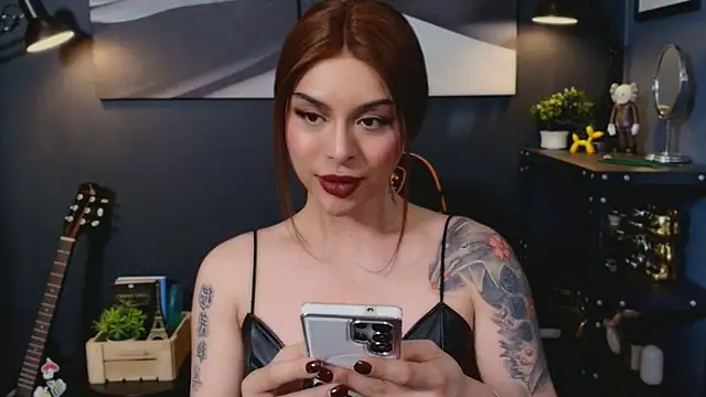 LetisiaRocks: онлайн-секс-чат