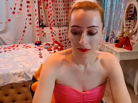 Chat +18 de AnneDevrim ao vivo