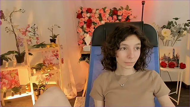 Chat +18 de EmmanuellBrown ao vivo