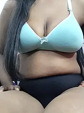 Chatroom XXX en direct de Laxmi_89