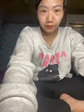 -Lyly_ 现场XXX聊天