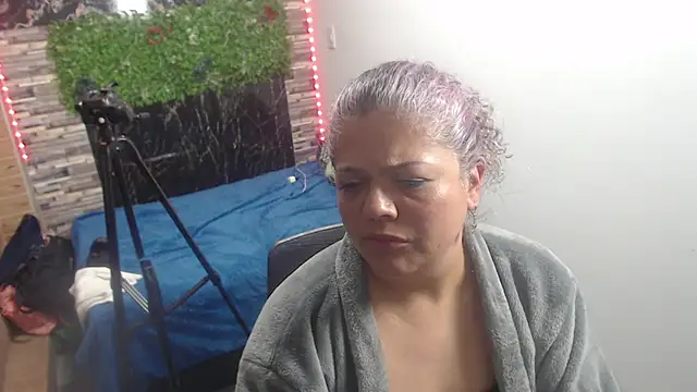 mia_pazzi: онлайн-секс-чат