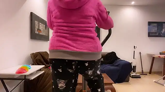 Chat +18 de kisicaxx ao vivo