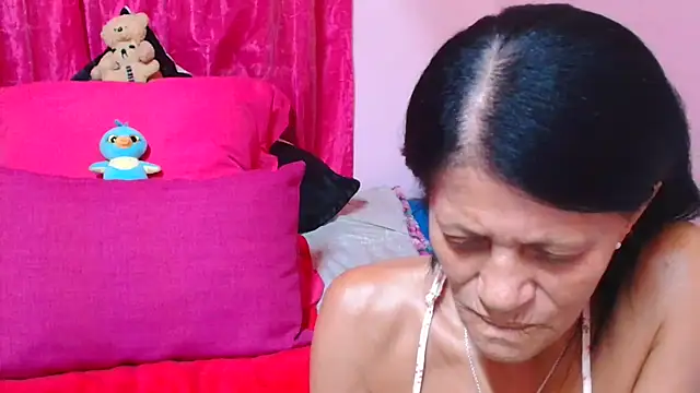 Živý XXX chat SLUTTYROXY