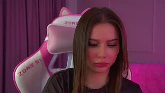 Chat +18 de DianaVert ao vivo