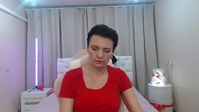 Chat +18 de AvaSaturnian ao vivo