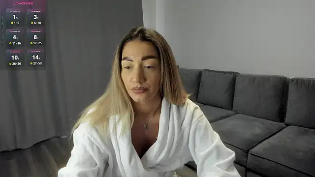 Živý XXX chat rossana_doll