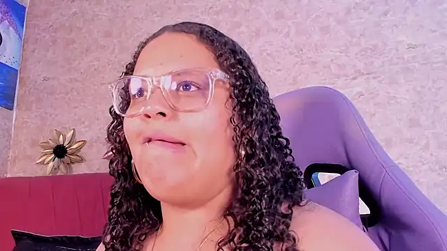 Chat XXX en directo de MelannieSimons