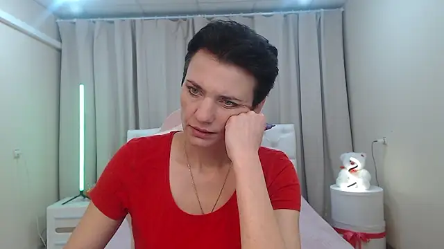 Chat +18 de AvaSaturnian ao vivo