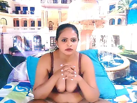 Luciousindian69's Live XXX Chat