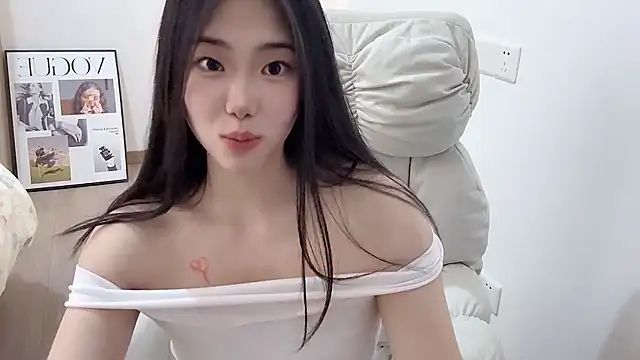 suki-1: διαδικτυακό σόου στην κάμερα