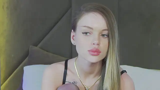 MarilynNova – Naživo XXX chat