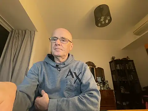 TKSnoopy7's Live XXX Chat