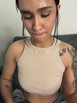 Chat XXX en directo de Isabella-Teen