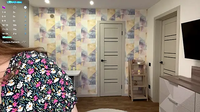 Chat +18 de NylaNadler ao vivo