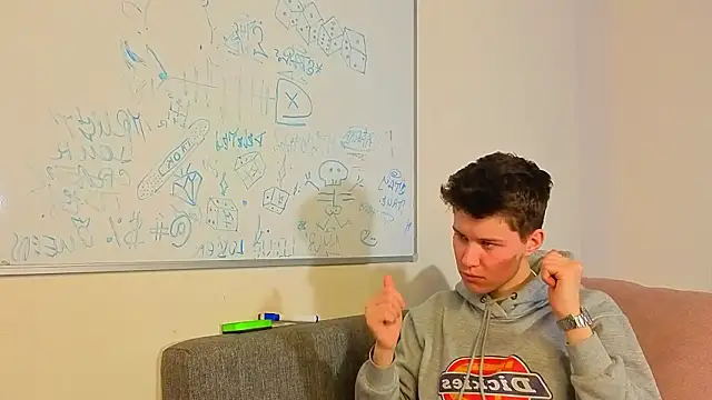 Živý XXX chat MarcyRoches