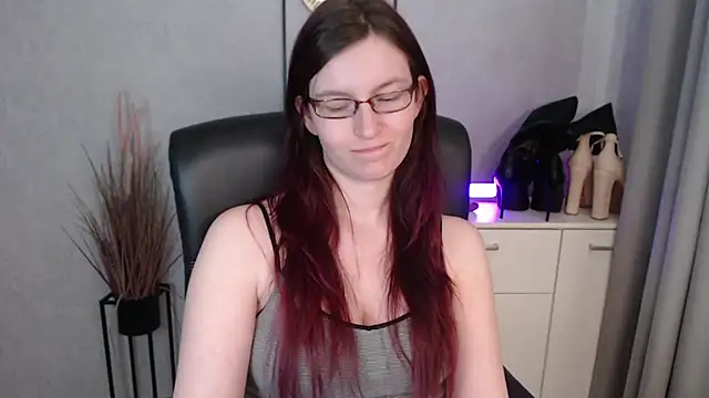 แชท XXX สดของ emmaxDelight