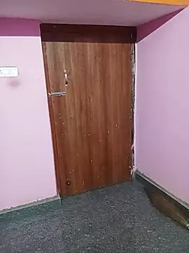 Cute-Simmi's Live XXX Chat