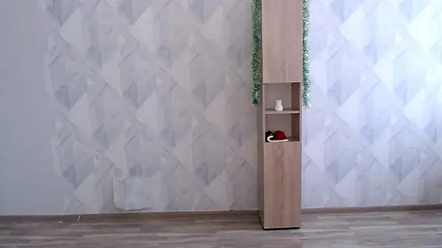 Chat +18 de Melina_Hot09 ao vivo