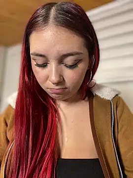 Catherine_pinkk's Webcam Show