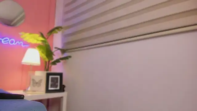 SoySaraa's Live XXX Chat