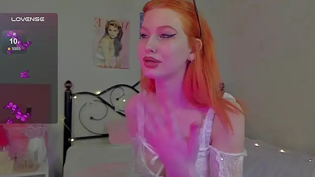 LovelytLuna's Webcam Show