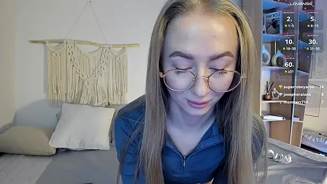 VictoriaLights' Live XXX Chat