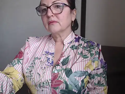 Alma44's Webcam Show