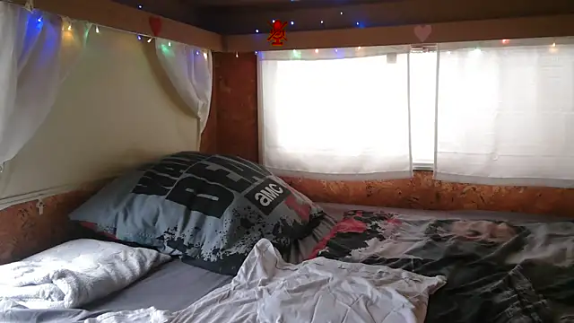 Sylly's Live XXX Chat