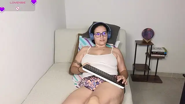 แชท XXX สดของ blue__moon_