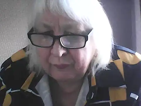 Alexia64231's Webcam Show