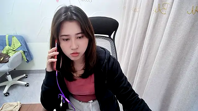 Liliya-77 网络视讯表演