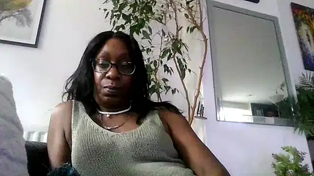 Ebony-SultryX's Live XXX Chat