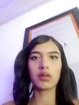 honeyluxe_ Live XXX Chat