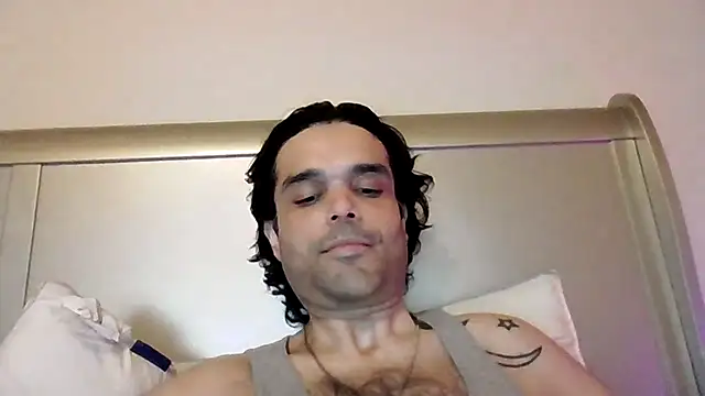 XXX chat uživo modela StuntingSpunMarine69