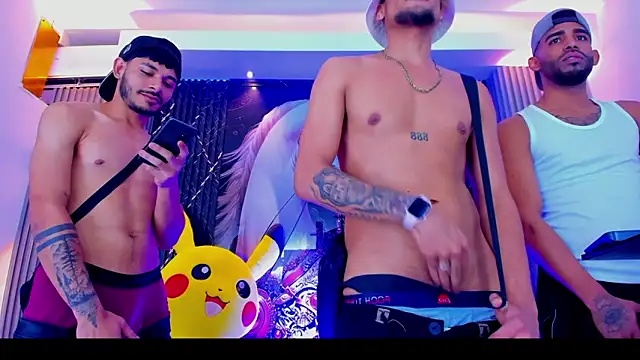 Show de The_Gods_In_Diamonds na webcam