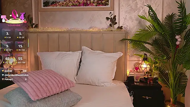 SereneRhodesn Live XXX chat