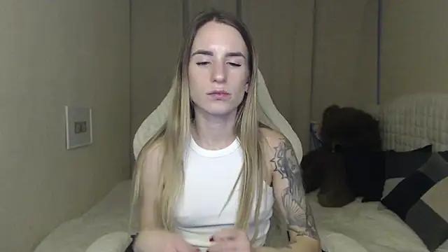 DeboraHorny's Live XXX Chat