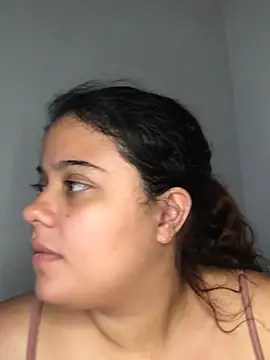 luisahot_9727's Live XXX Chat