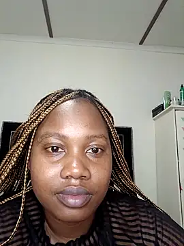 Chat +18 de contagiousqueen ao vivo