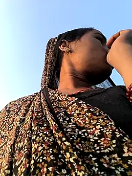 Hot_raaani's Webcam Show