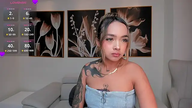 AmbarOwens' Live XXX Chat