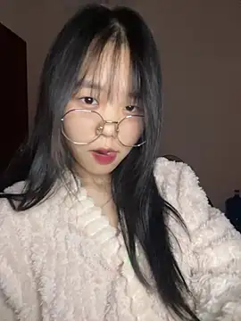 Chat XXX ao vivo de Emely-lysea