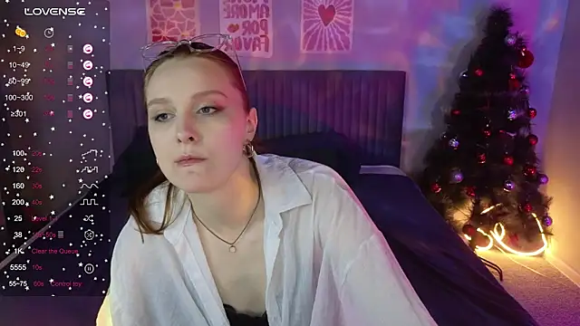 Ginger_Kristin's Live XXX Chat