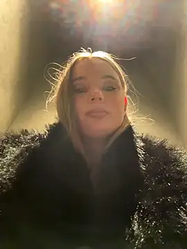 VineraSweet: απευθείας συνομιλία ΧΧΧ